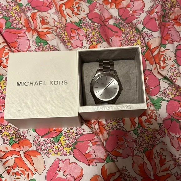 Michael Kors | Accessories | Brand New Michael Kors Watch  display picture 3
